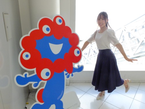 ミャクミャクの看板
